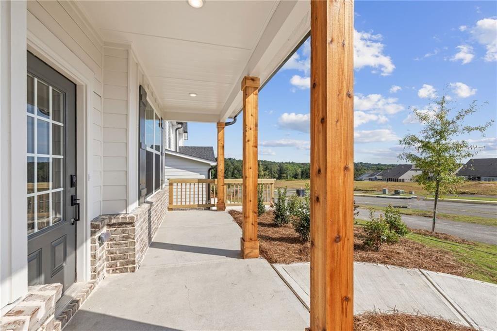 2726 Harbor Rdg Pass Gainesville, GA 30507 - Photo 4 of 21