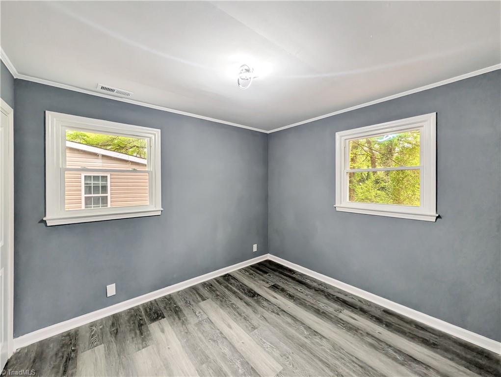 1614 Willow Road Greensboro, NC 27401 - Photo 13 of 16 2nd bedroom