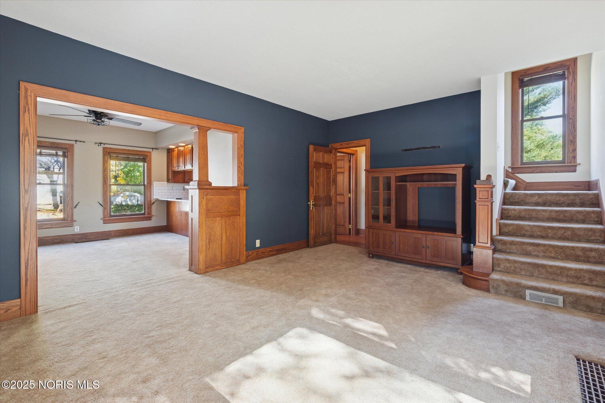 5470 Douglas Road Toledo, OH 43613 - Photo 16 of 62 16-5470-Douglas-Rd-Windowstill