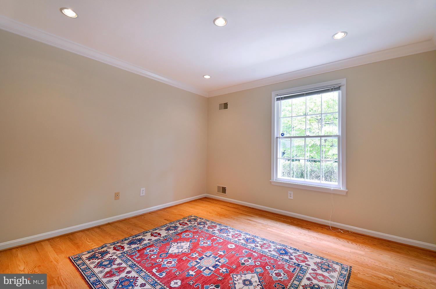 5107 Sangamore Road Bethesda, MD 20816 - Photo 19 of 30 Bedroom