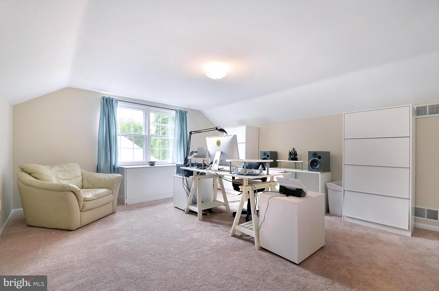 5107 Sangamore Road Bethesda, MD 20816 - Photo 23 of 30 Bedroom