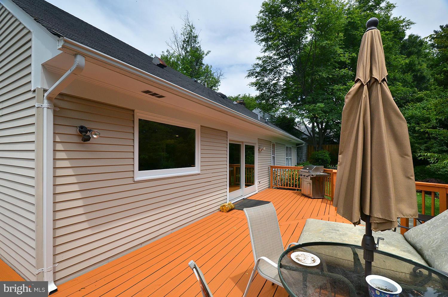 5107 Sangamore Road Bethesda, MD 20816 - Photo 25 of 30 Exterior (Rear)