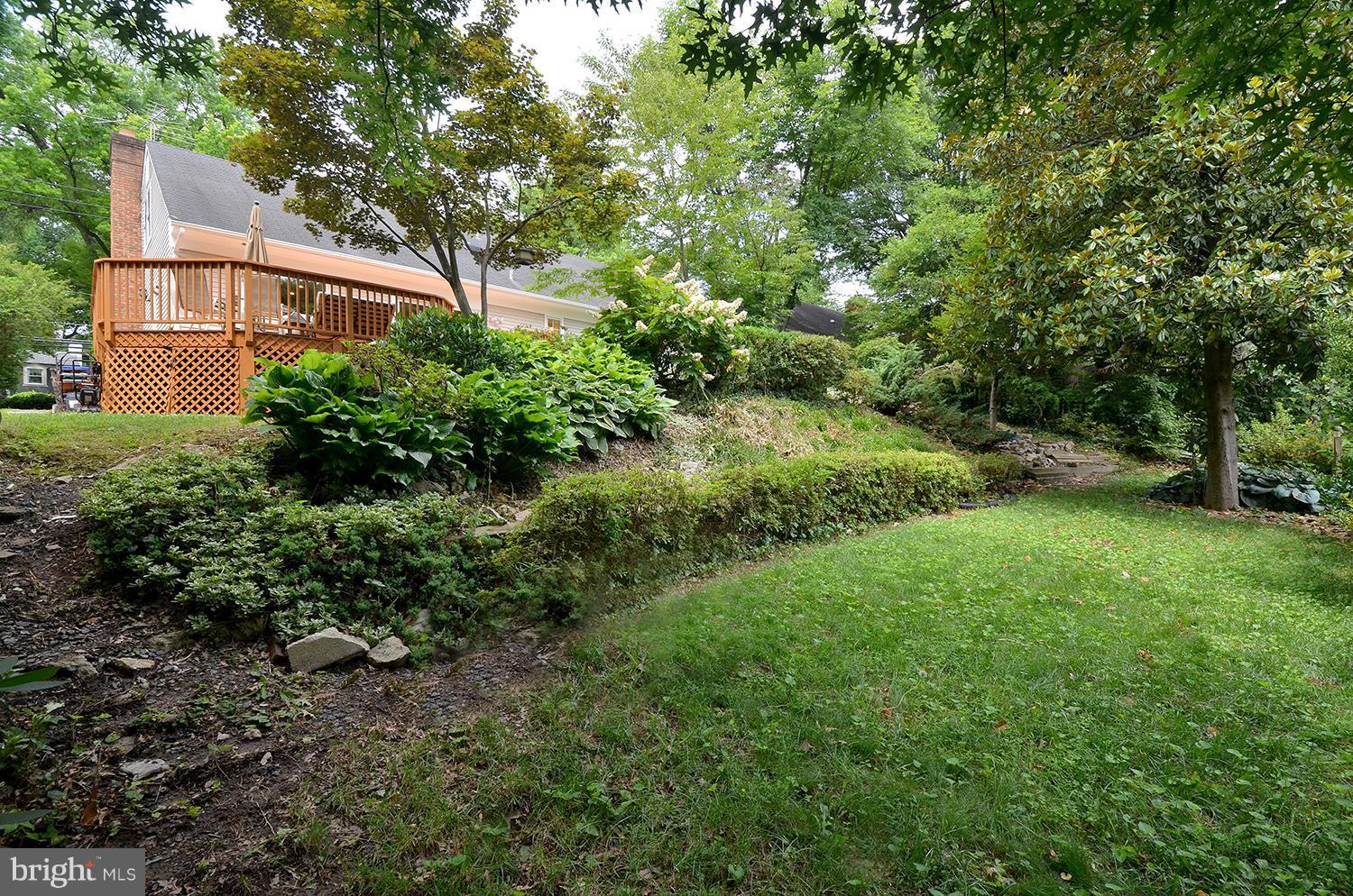 5107 Sangamore Road Bethesda, MD 20816 - Photo 28 of 30 Exterior (Rear)