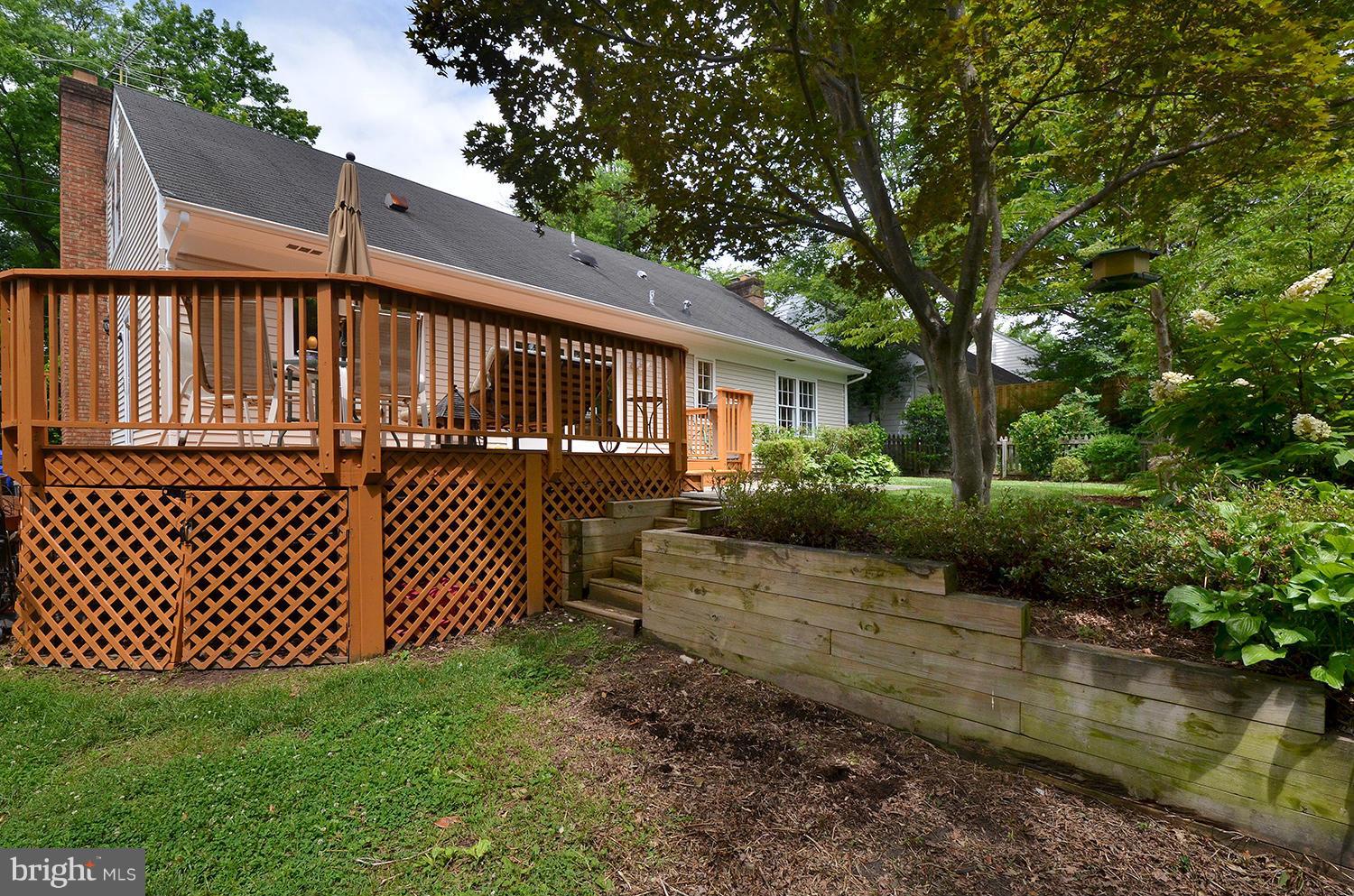 5107 Sangamore Road Bethesda, MD 20816 - Photo 29 of 30 Exterior (Rear)
