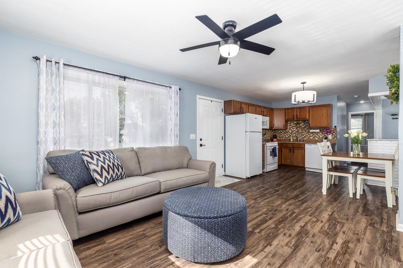 3672 Renfro Road Cherry Valley, IL 61016 - Photo 8 of 19 Gallery Image 8