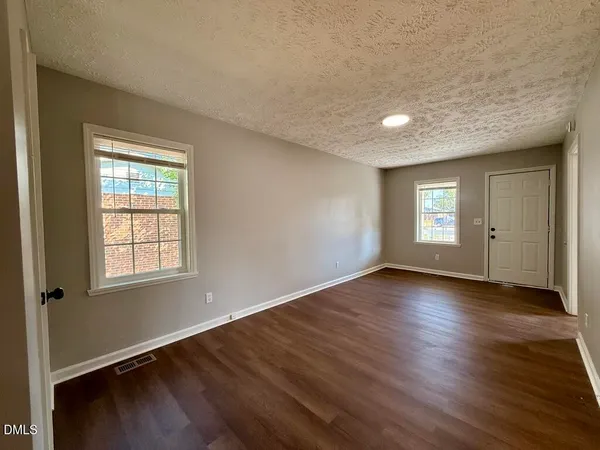 $1,125 | 1002 East Harnett Street, Dunn, NC 28334
