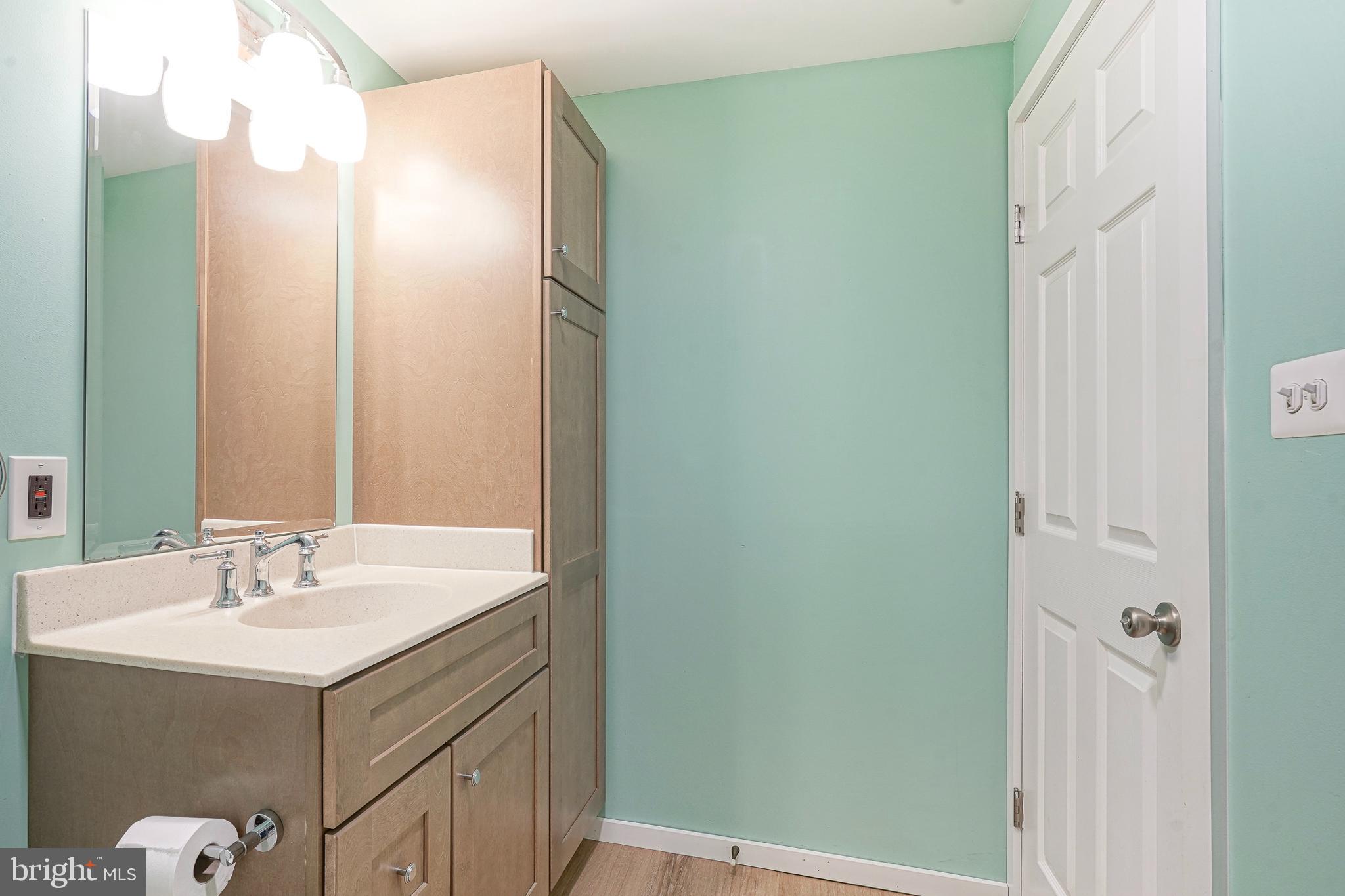 19 East Millbrooke Avenue Woodstown, NJ 08098 - Photo 14 of 27