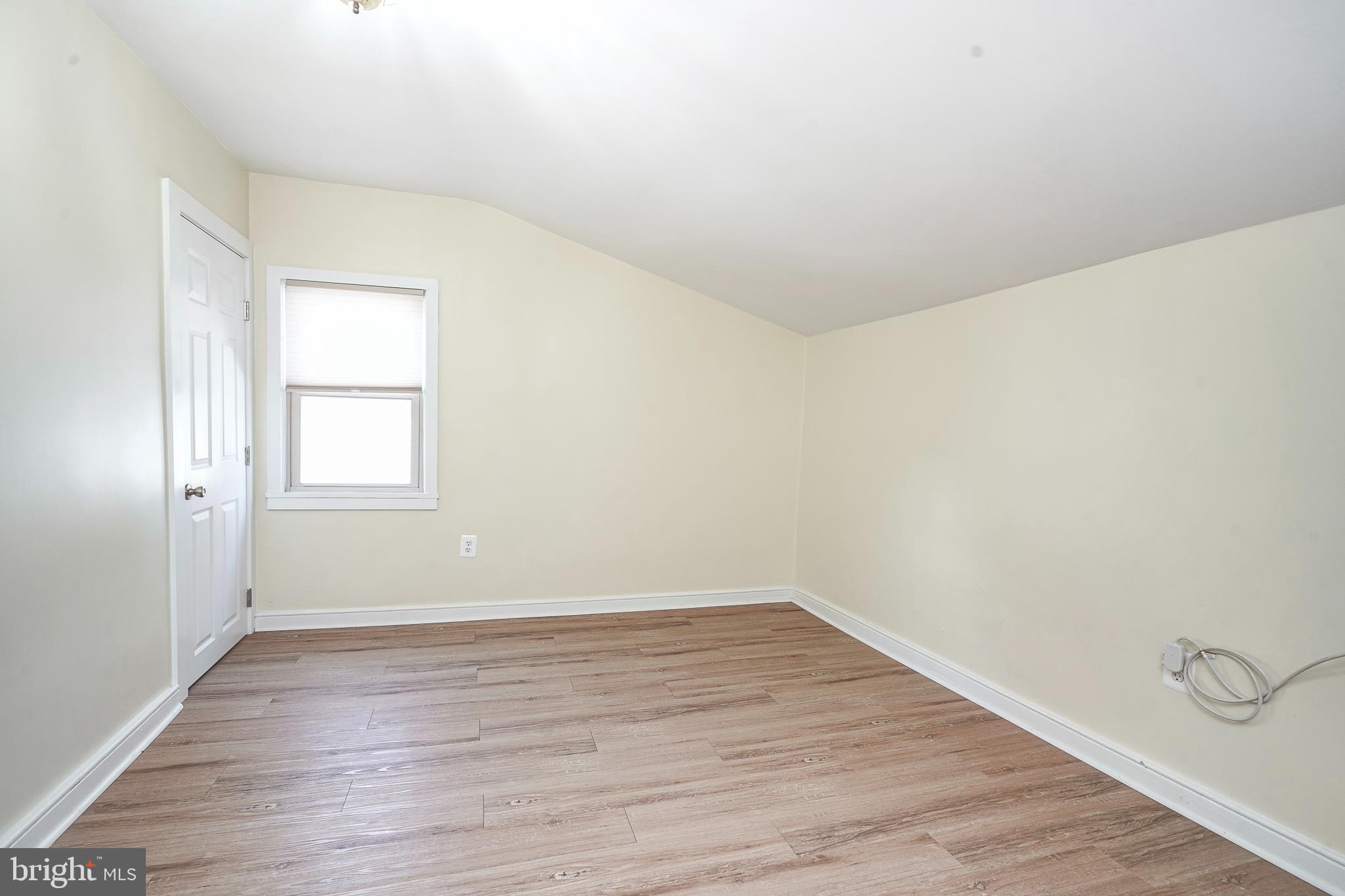 19 East Millbrooke Avenue Woodstown, NJ 08098 - Photo 17 of 27