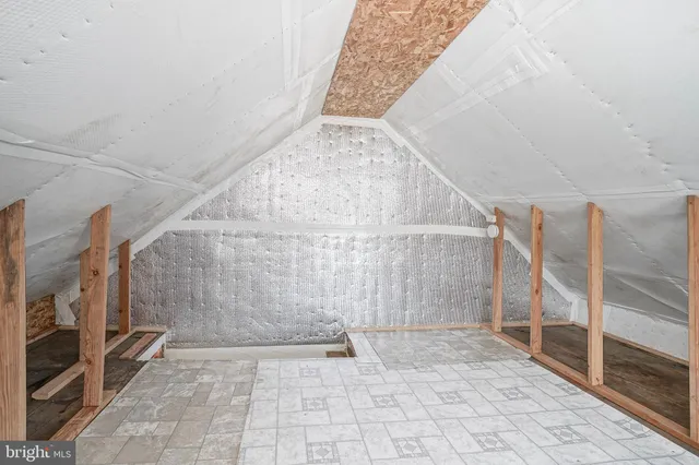 $2,100 | 19 East Millbrooke Avenue, Woodstown, NJ 08098