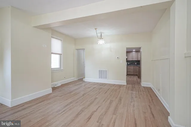 $2,100 | 19 East Millbrooke Avenue, Woodstown, NJ 08098