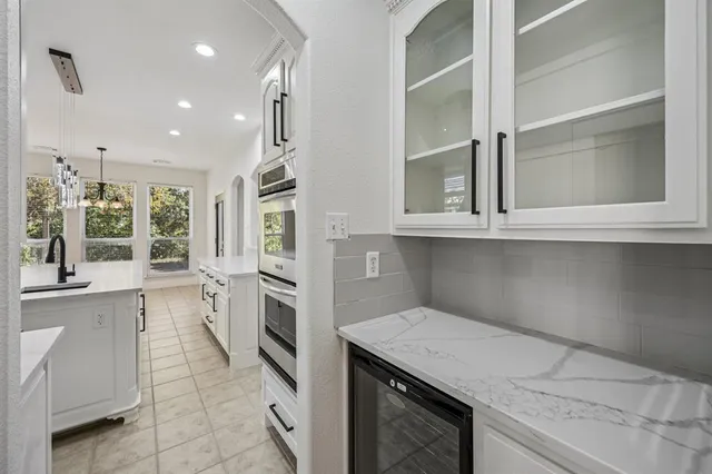 $750,000 | 6400 Rogers Drive, North Richland Hills, TX 76182