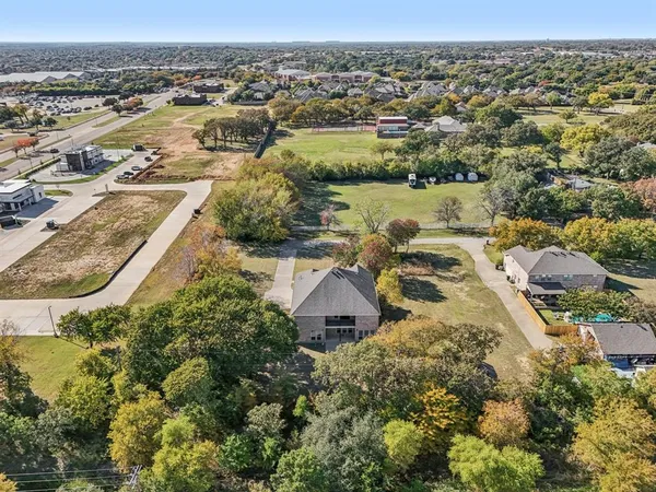 $750,000 | 6400 Rogers Drive, North Richland Hills, TX 76182