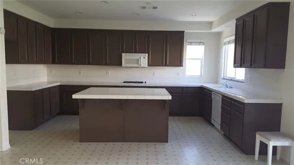 $3,695 | 23568 BRIGIN Place, Murrieta, CA 92562