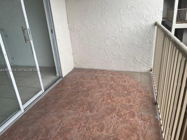 15231 Southwest 80th Street, Unit 503 Miami, FL 33193 - Photo 8 of 9 a view of closet