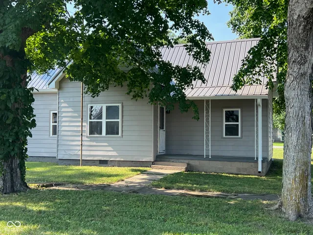 $119,900 | 577 Blue Street, Montezuma, IN 47862