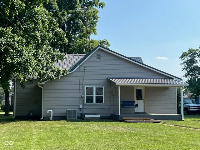 $119,900 | 577 Blue Street, Montezuma, IN 47862