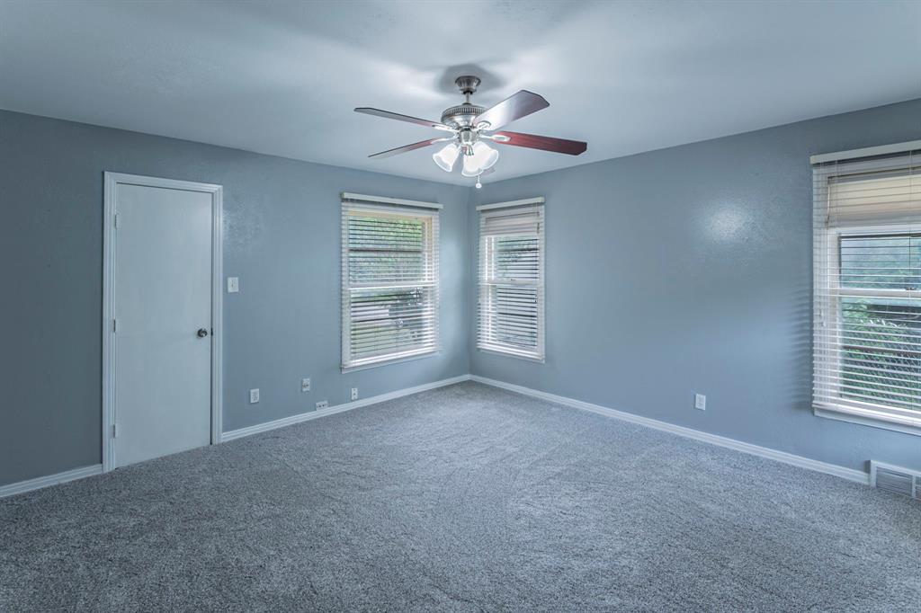 3721 Ruth Road Richland Hills, TX 76118 - Photo 16 of 30