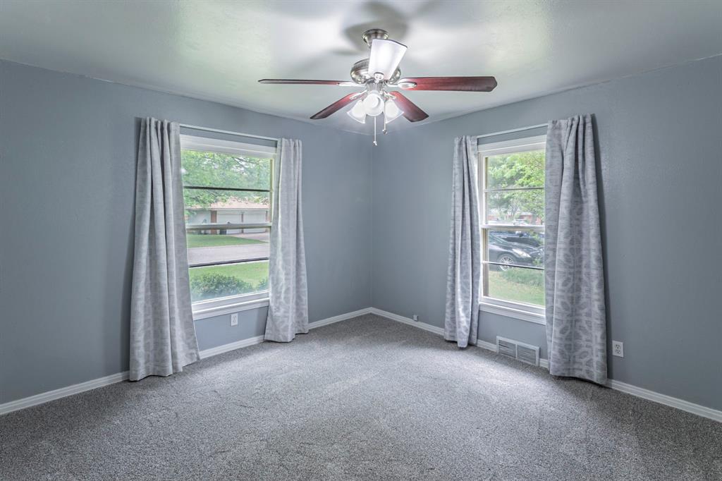 3721 Ruth Road Richland Hills, TX 76118 - Photo 23 of 30