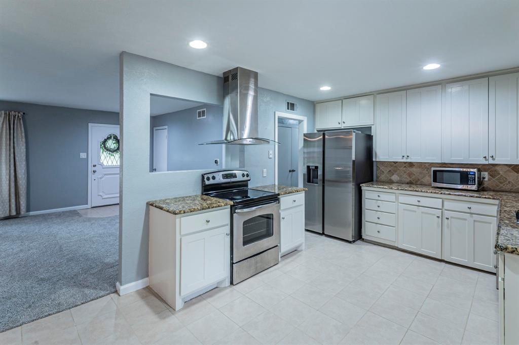 3721 Ruth Road Richland Hills, TX 76118 - Photo 9 of 30