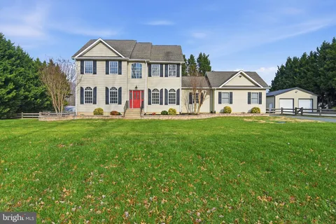 $700,000 | 118 Country Side Lane, Bear, DE 19701