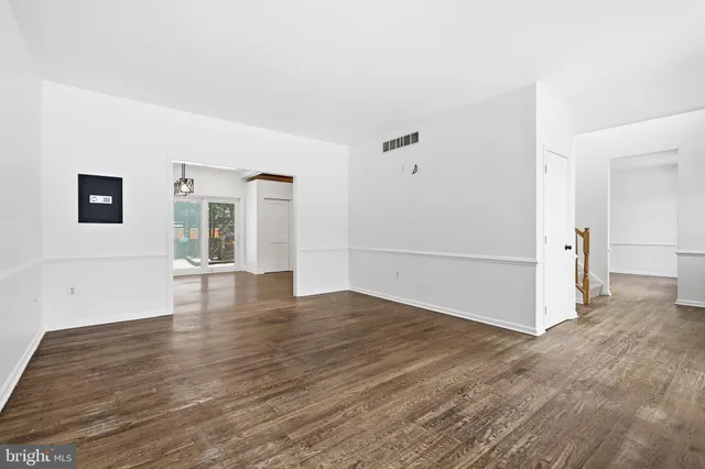 $700,000 | 118 Country Side Lane, Bear, DE 19701