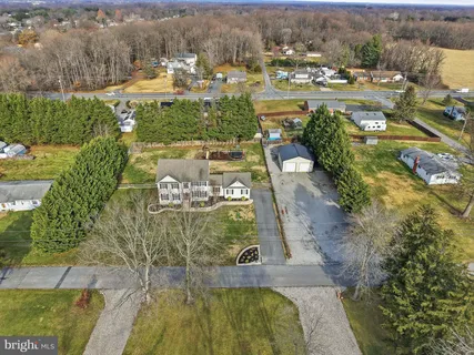 $700,000 | 118 Country Side Lane, Bear, DE 19701