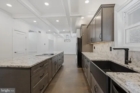 $700,000 | 118 Country Side Lane, Bear, DE 19701