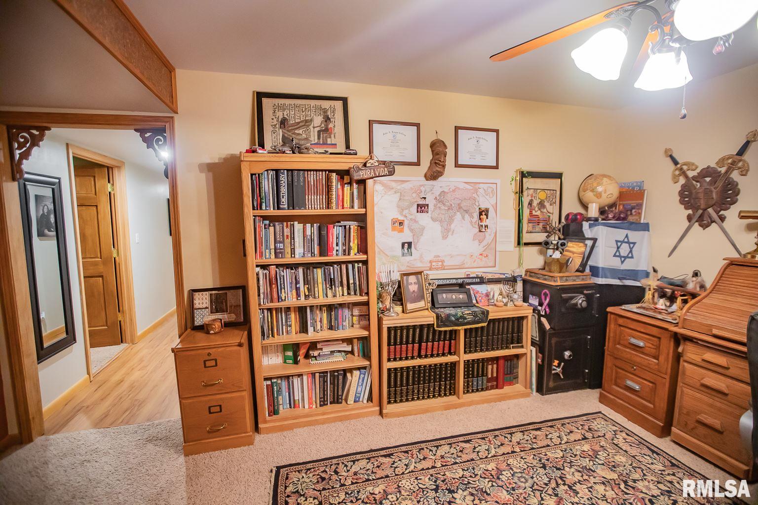 1827 Etherton Road Murphysboro, IL 62966 - Photo 18 of 46 Gallery Image 18