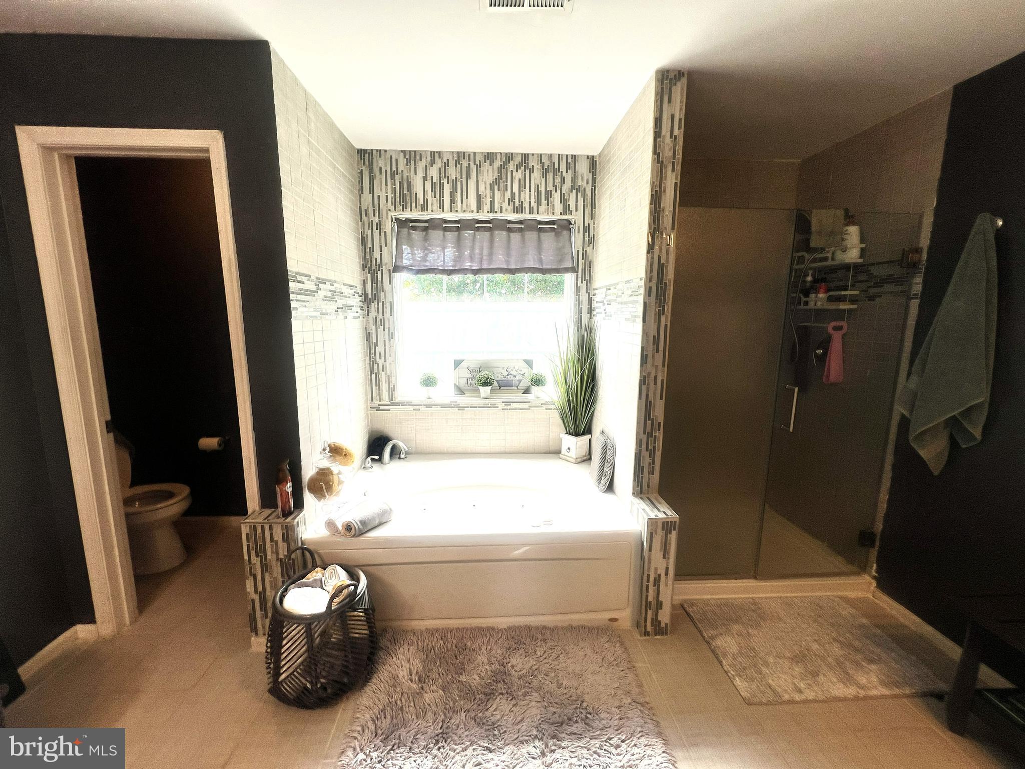 16600 Mannington Road Accokeek, MD 20607 - Photo 11 of 19 Ensuite