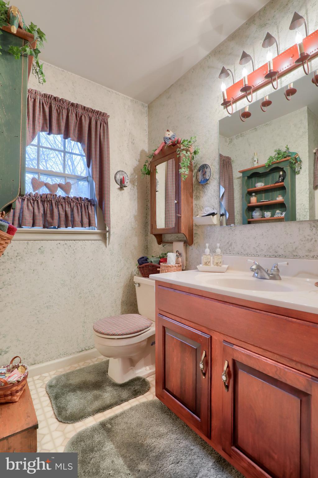 37 Edgewood Drive Lititz, PA 17543 - Photo 22 of 38 Gallery Image 22