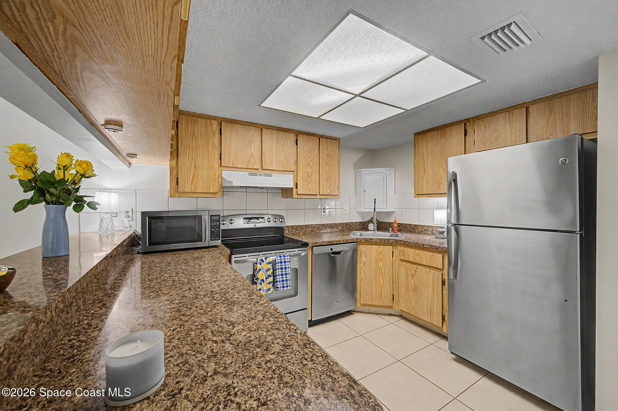 1641 Sunny Brook Lane, Unit C104 Palm Bay, FL 32905 - Photo 11 of 37 Kitchen