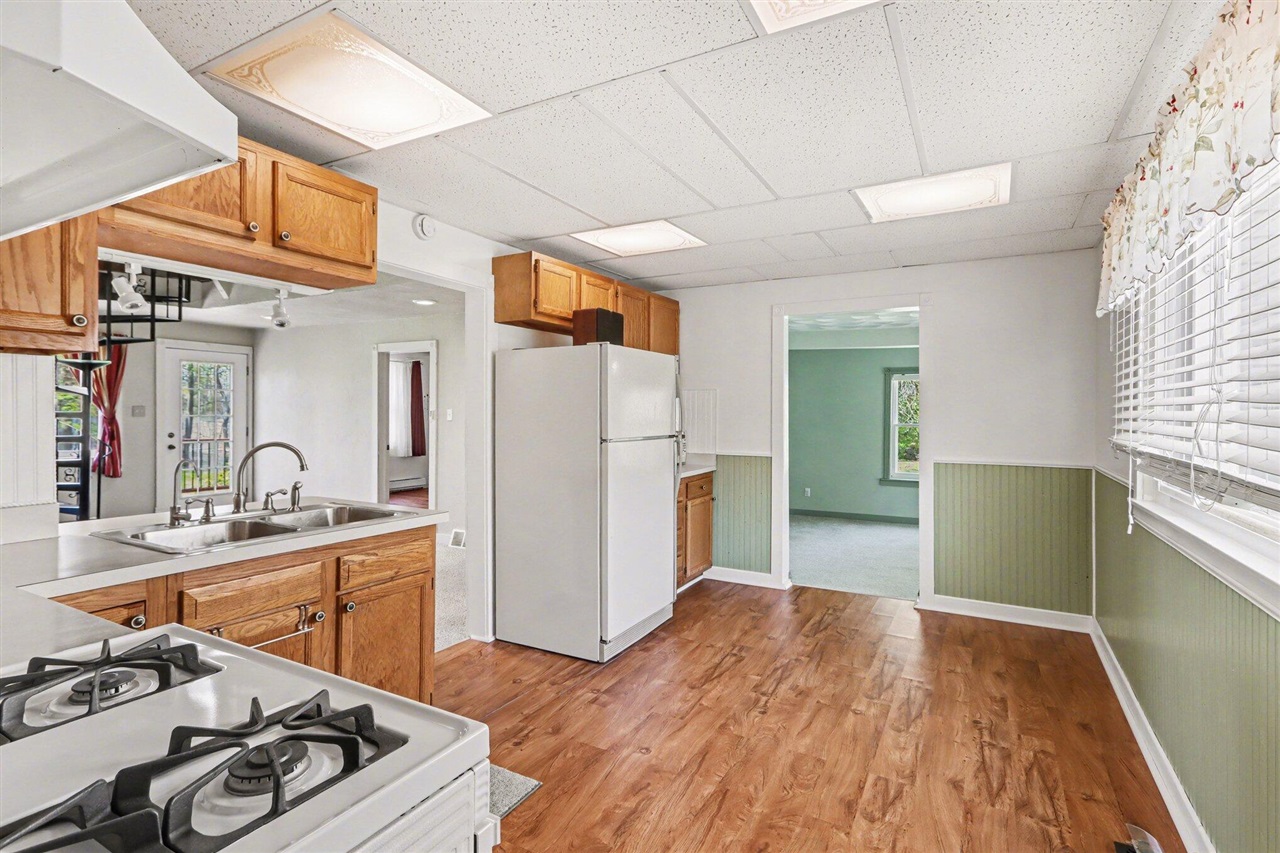 64420 Constantine Road Constantine, MI 49042 - Photo 7 of 32