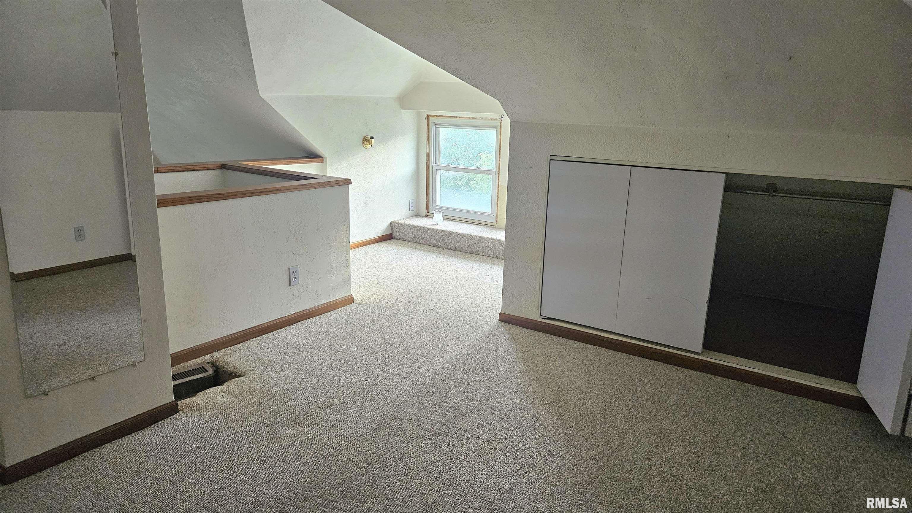 517 Baxter Court Canton, IL 61520 - Photo 29 of 39