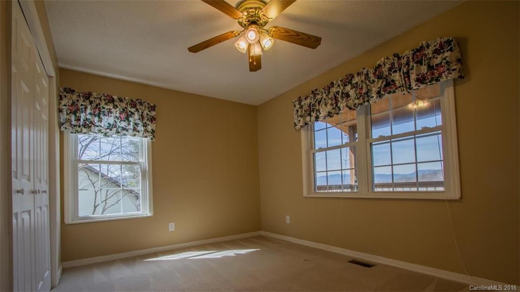 468 Echo Ridge Road Whittier, NC 28789 - Photo 12 of 16 Gallery Image 12