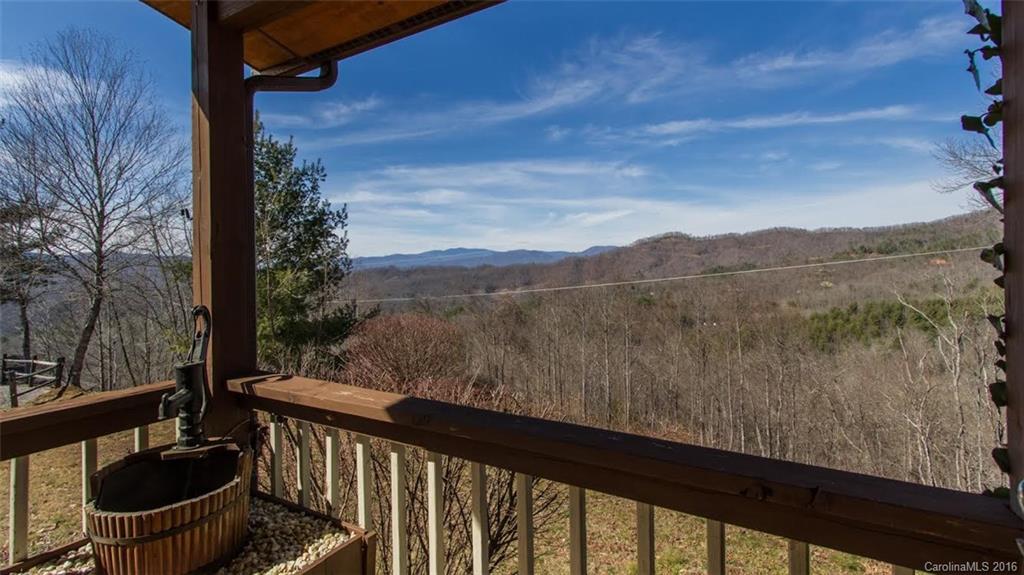 468 Echo Ridge Road Whittier, NC 28789 - Photo 4 of 16 Gallery Image 4