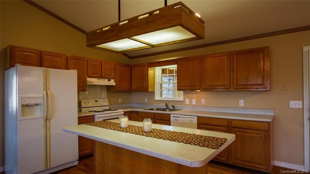468 Echo Ridge Road Whittier, NC 28789 - Photo 8 of 16 Gallery Image 8