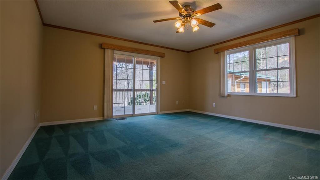 468 Echo Ridge Road Whittier, NC 28789 - Photo 9 of 16 Gallery Image 9