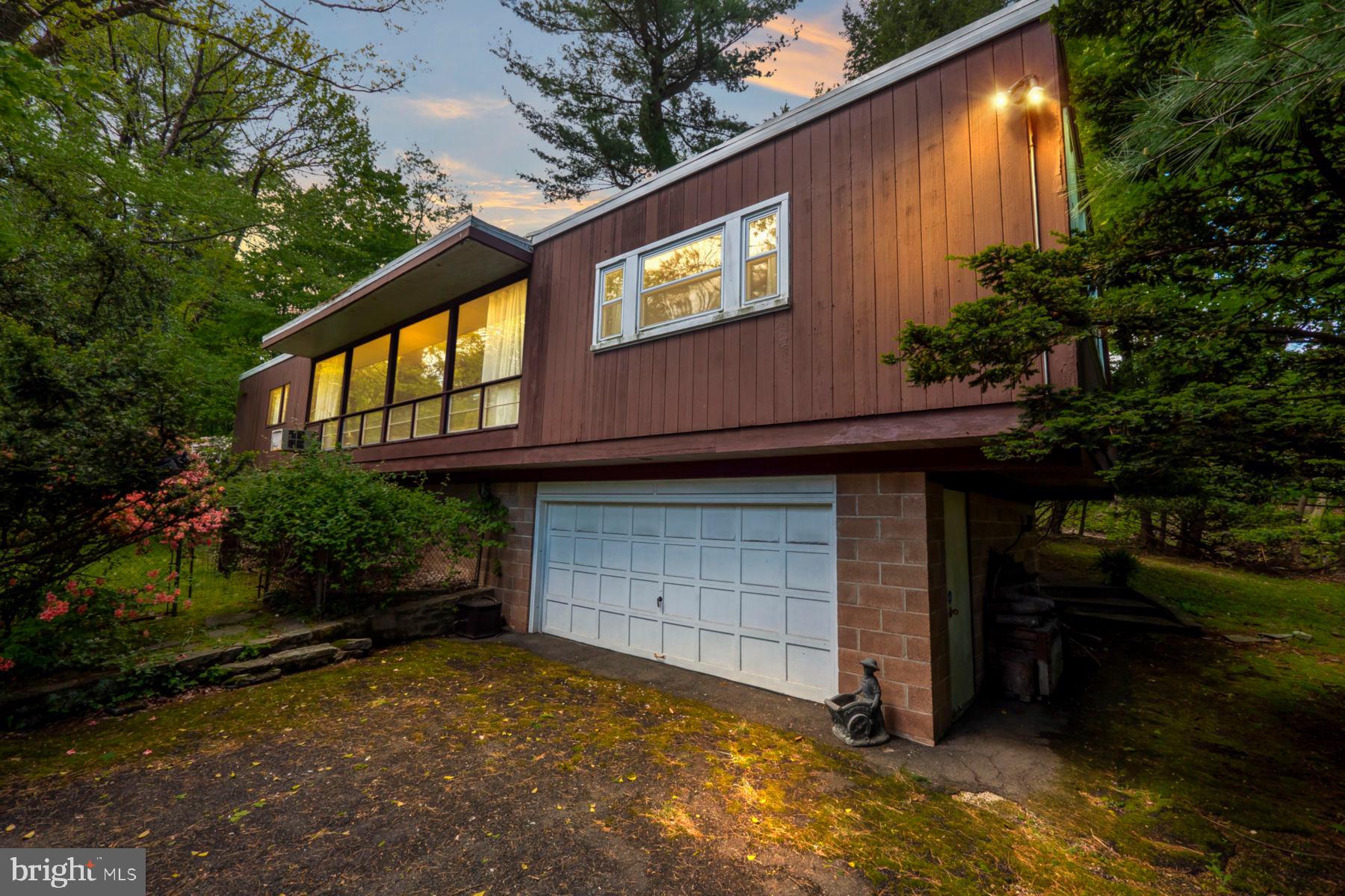 402 Randall Road Wyncote, PA 19095 - Photo 1 of 41