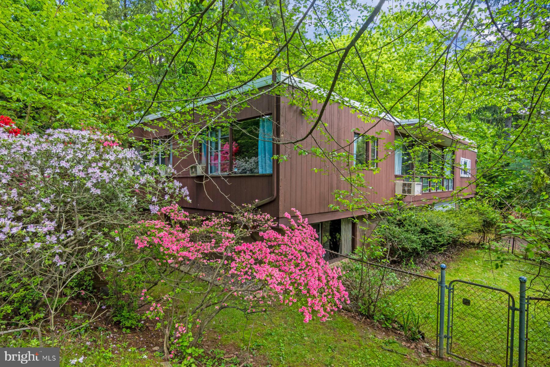 402 Randall Road Wyncote, PA 19095 - Photo 4 of 41