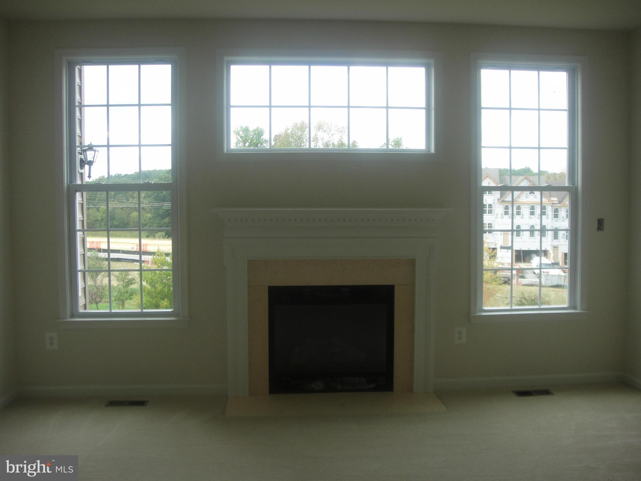 4027 Bridle Ridge Road Upper Marlboro, MD 20772 - Photo 3 of 8 Family Room