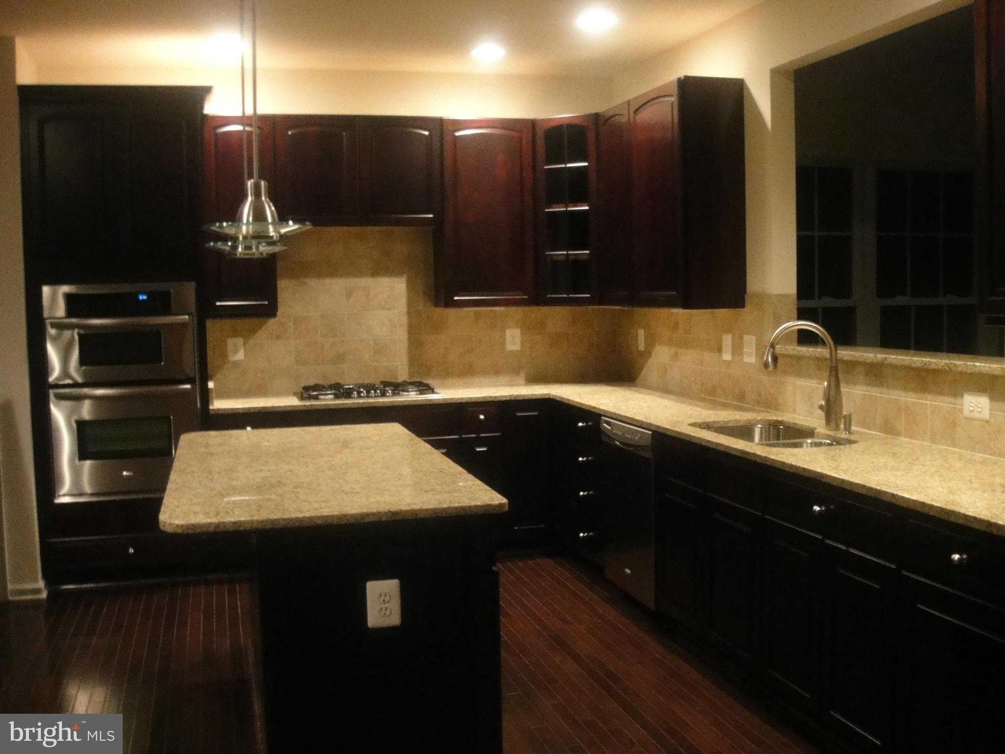 4027 Bridle Ridge Road Upper Marlboro, MD 20772 - Photo 4 of 8 Kitchen