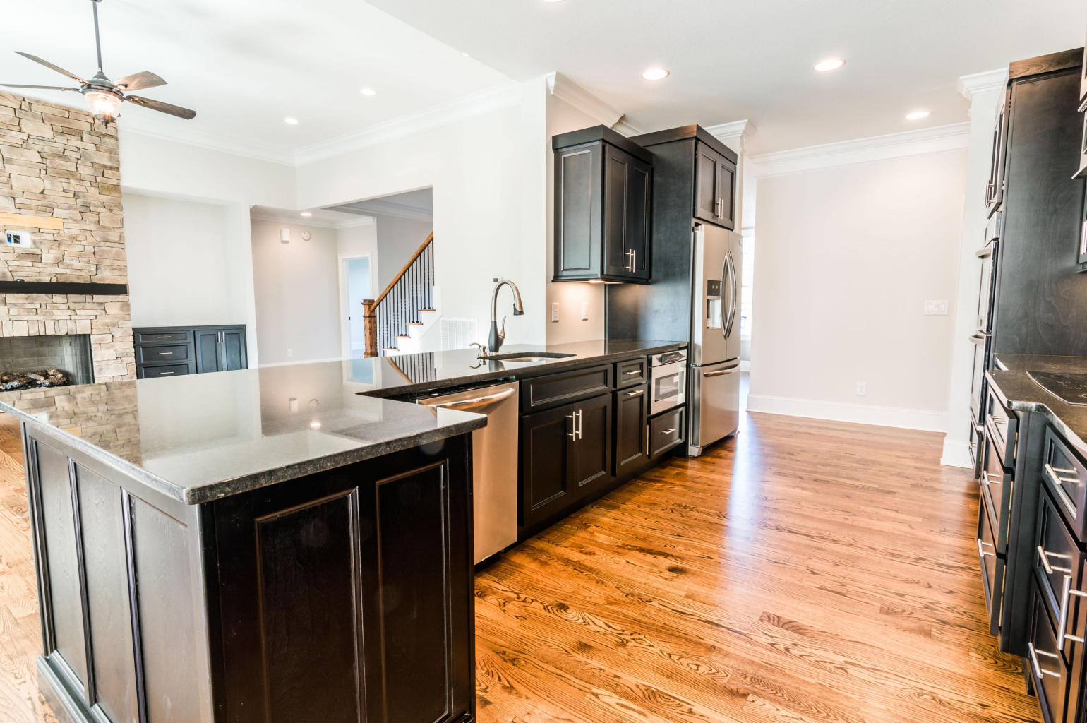 6575 Deep Canyon Road Hixson, TN 37343 - Photo 5 of 49 20160509182031599480000000-o