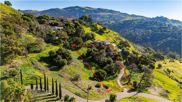 $450,000 | 720 Lariat Lane, San Jose, CA 95132