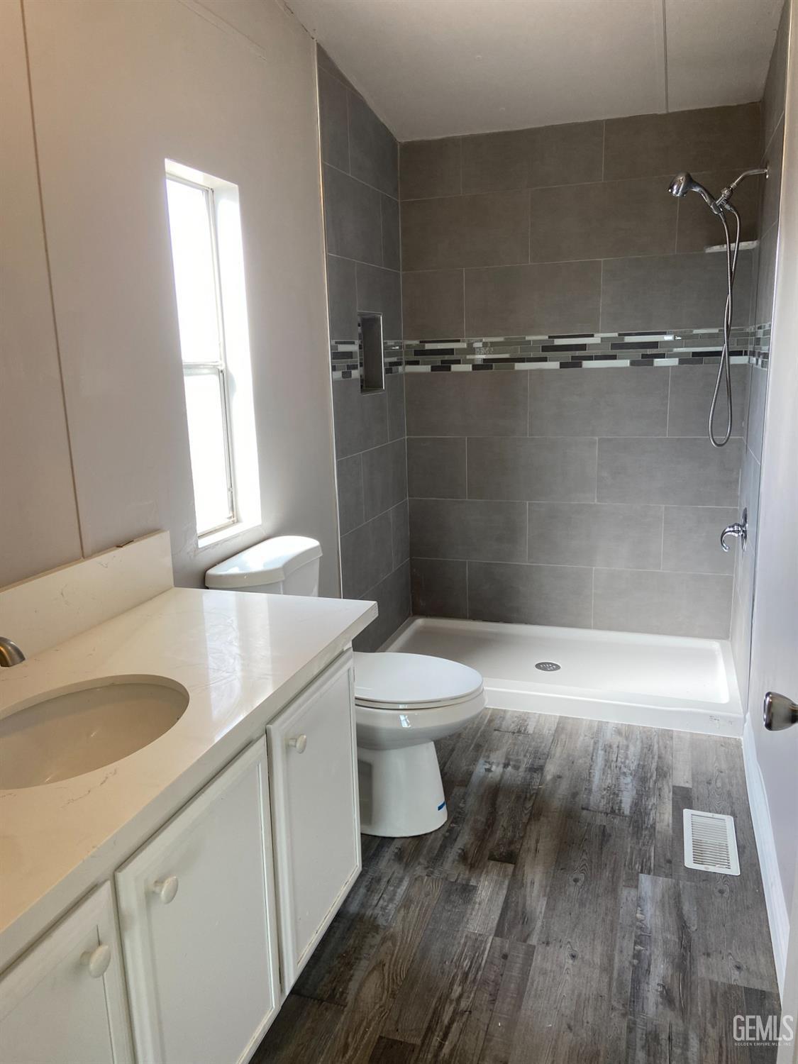 Undisclosed Address Bakersfield, CA 93314 - Photo 10 of 10