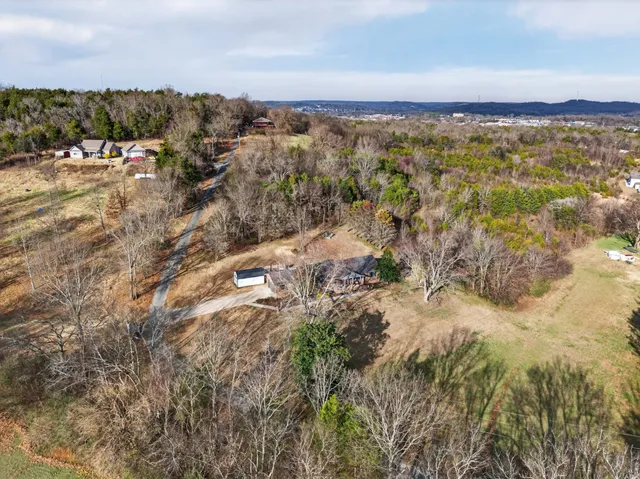 $340,000 | 13 Sunrise Lane, Fayetteville, TN 37334