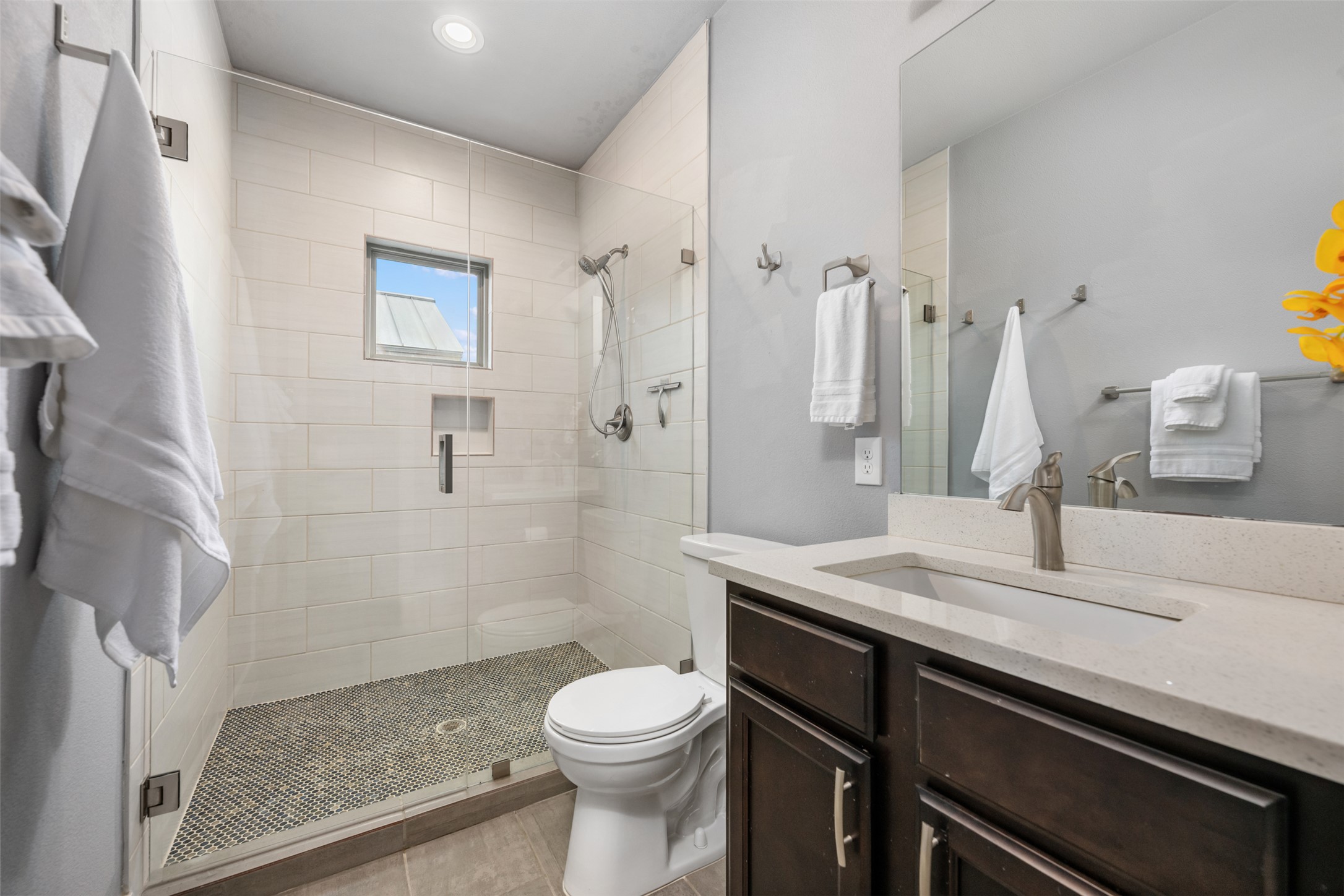 1310 Cedar Avenue Austin, TX 78702 - Photo 18 of 39