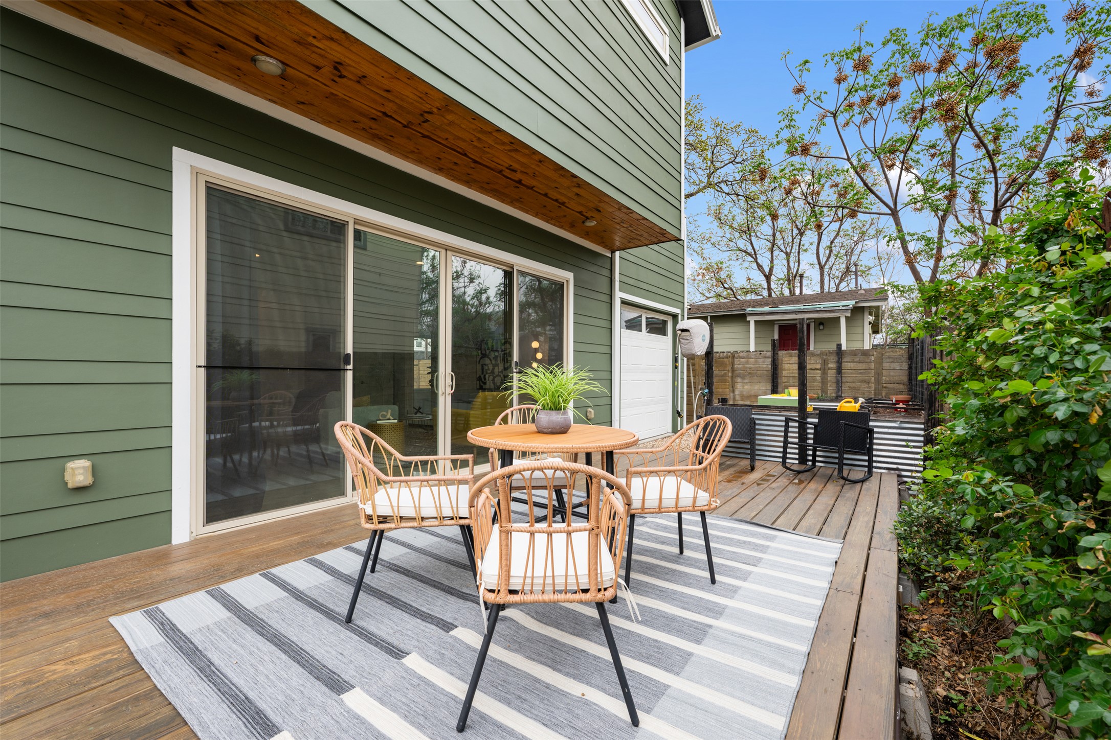 1310 Cedar Avenue Austin, TX 78702 - Photo 30 of 39