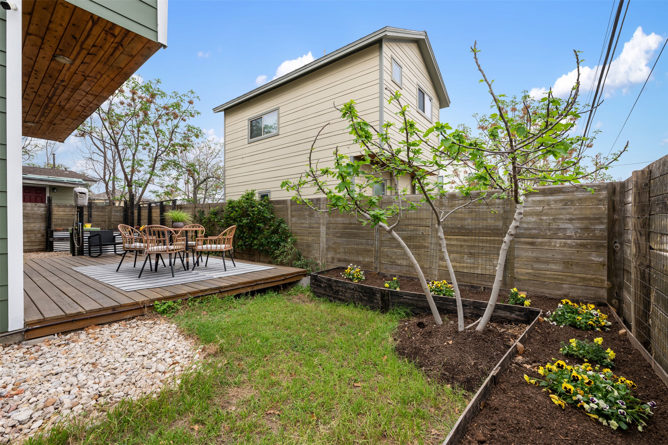 1310 Cedar Avenue Austin, TX 78702 - Photo 31 of 39