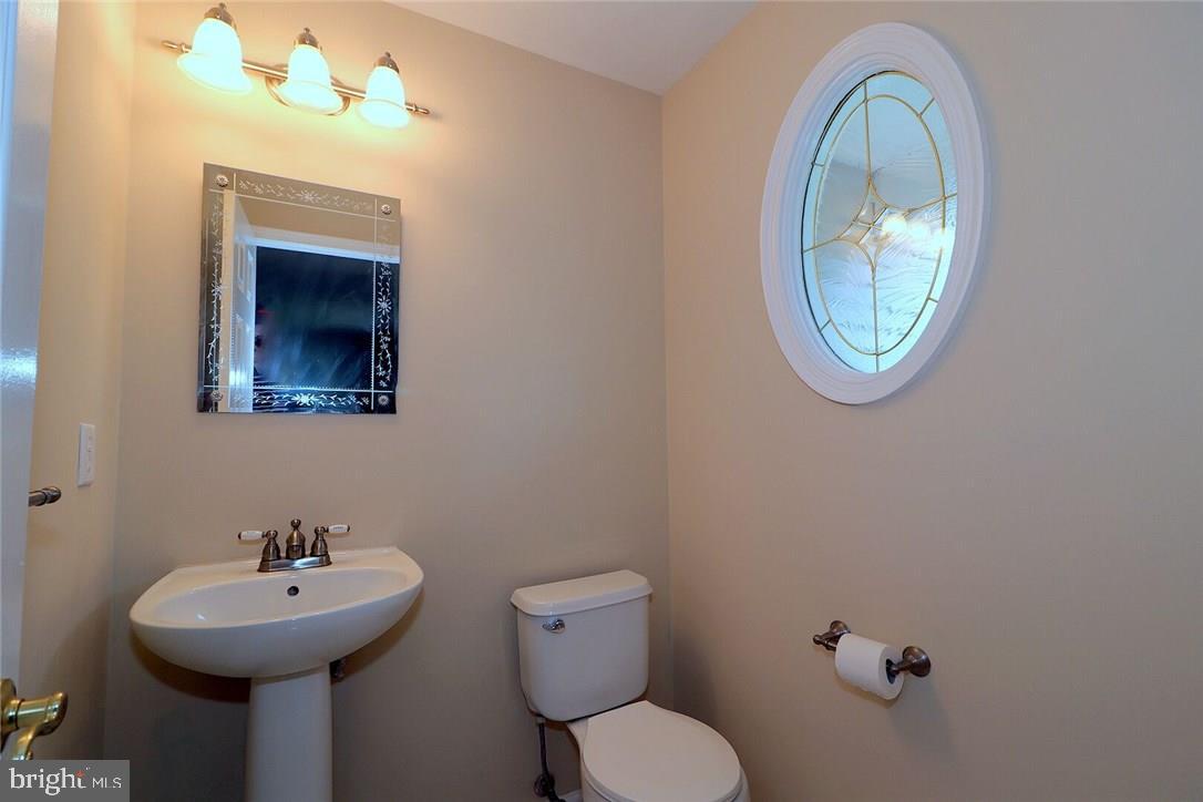 112 Marlin Road Manahawkin, NJ 08050 - Photo 22 of 37
