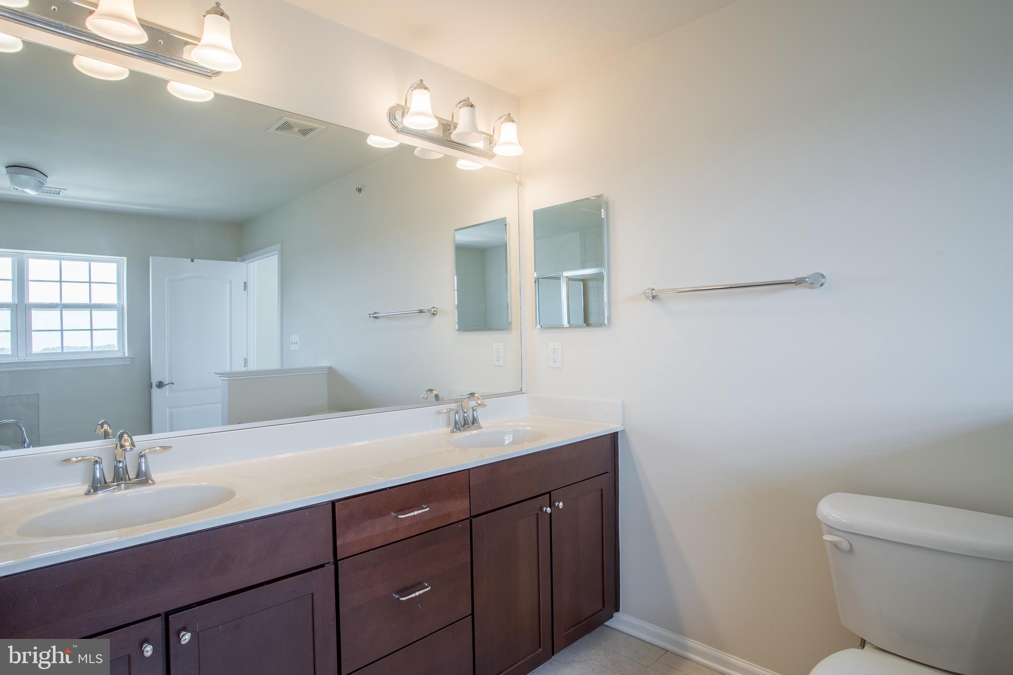 11716 Leesborough Circle Silver Spring, MD 20902 - Photo 12 of 23